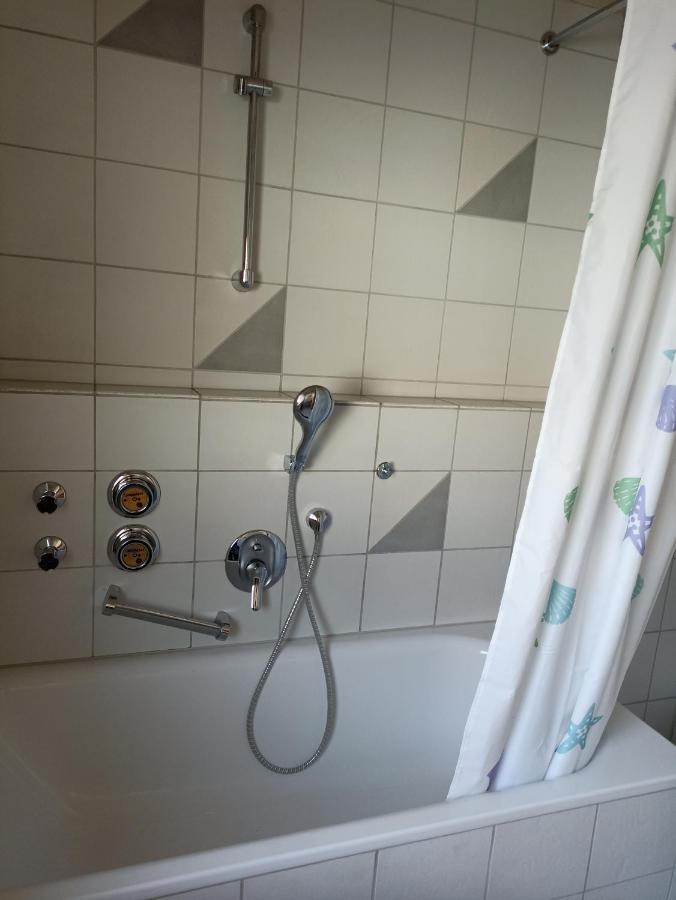 Zimmer Frei 1 Wiesbaden Luaran gambar